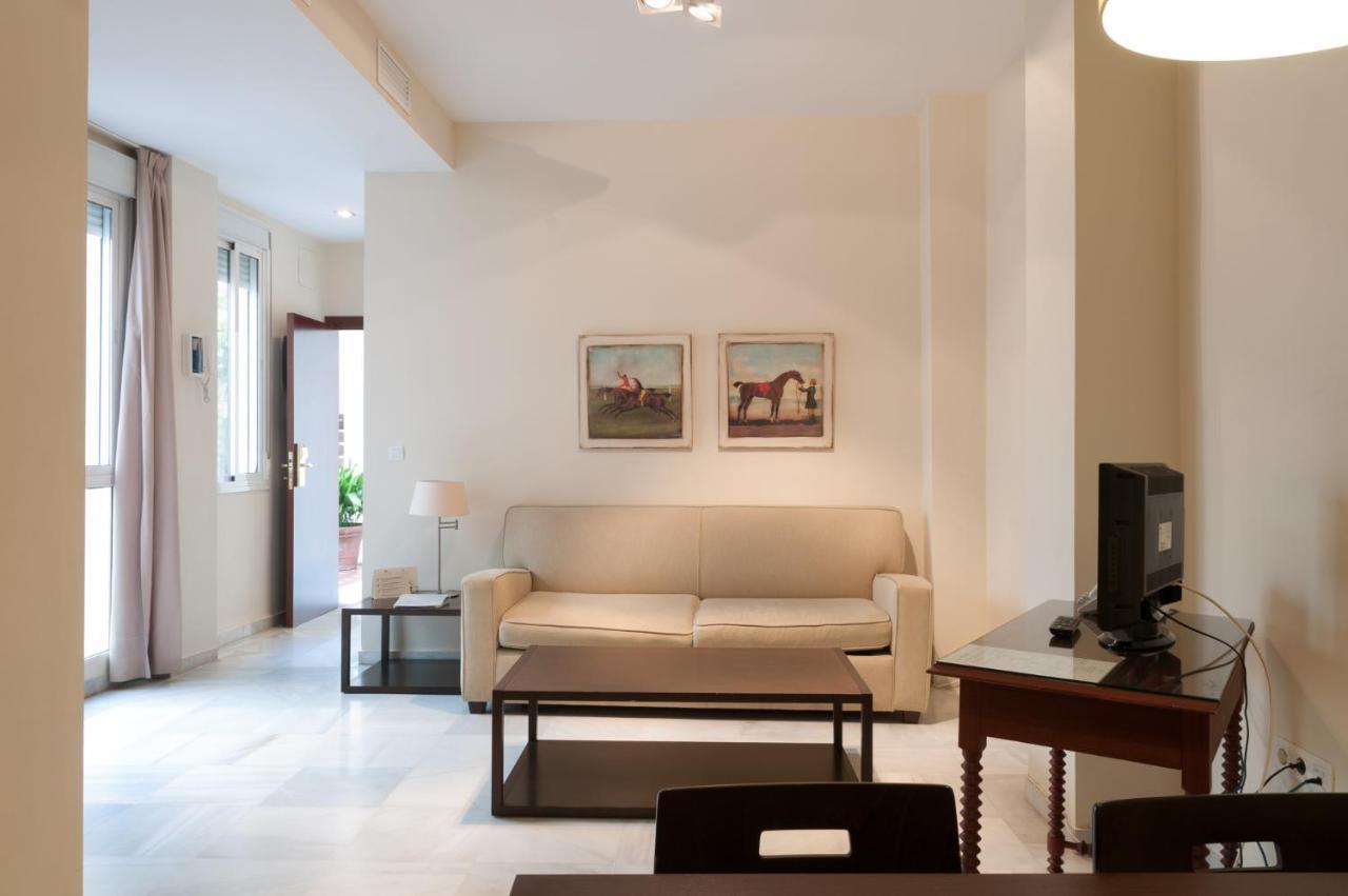 Apartamentos Las Cruces เซบีญา ภายนอก รูปภาพ